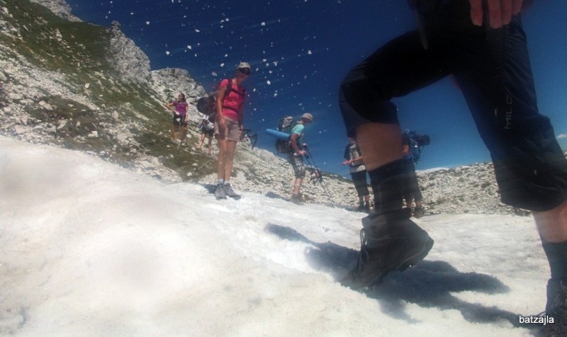 Sneg avgusta. Za kušnit.